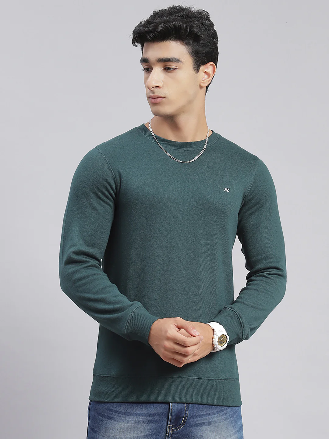 Men Green Solid Round Neck Full Sleeve T-Shirts - Image 2