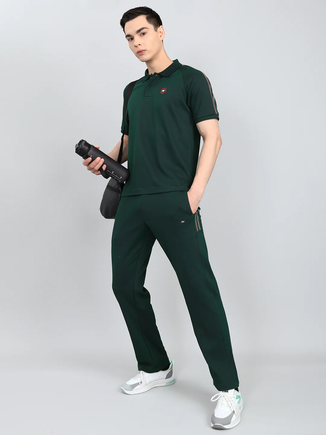 Men Green Solid Round Neck Half Sleeve Lower Set - Image 6