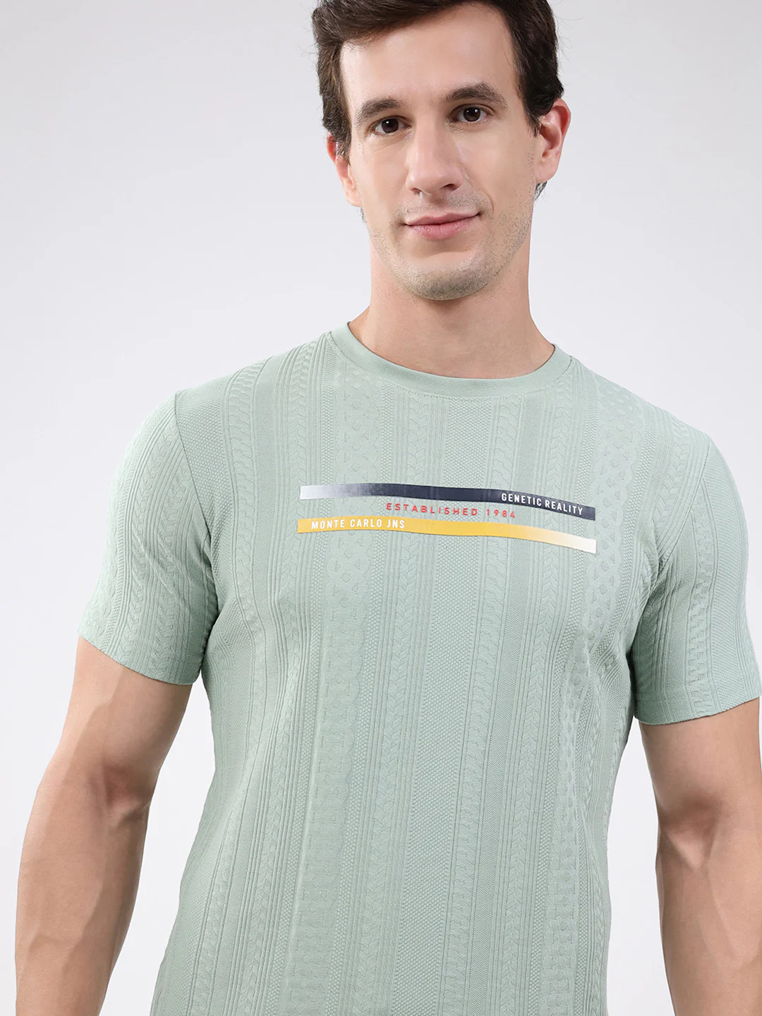 Men Green Solid Round Neck Half Sleeve T-Shirt - Image 6