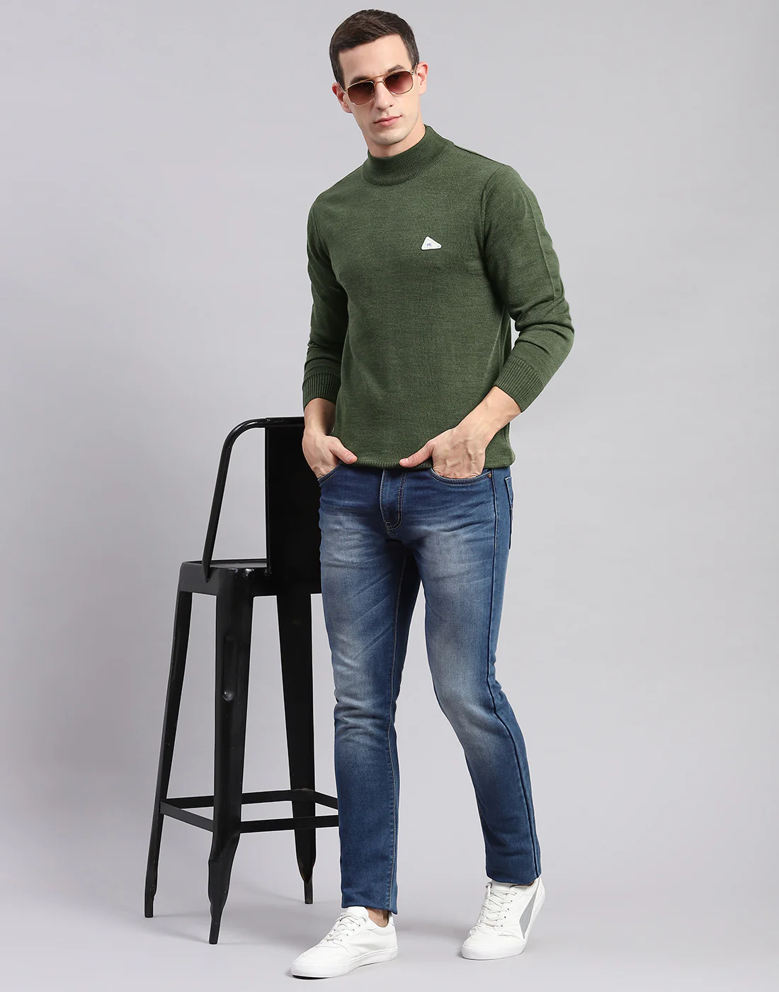 Men Green Solid T Neck Full Sleeve Sweaters/Pullovers - Image 2