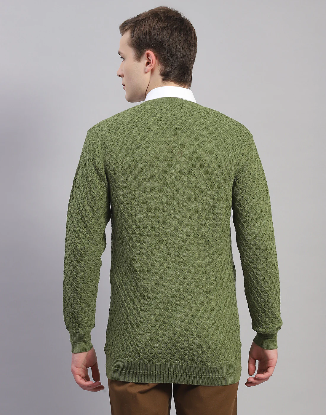 Men Green Solid V Neck Full Sleeve Pullover - Image 5