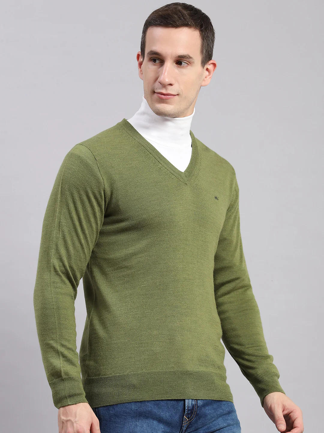 Men Green Solid V Neck Full Sleeve Pullover - Image 5