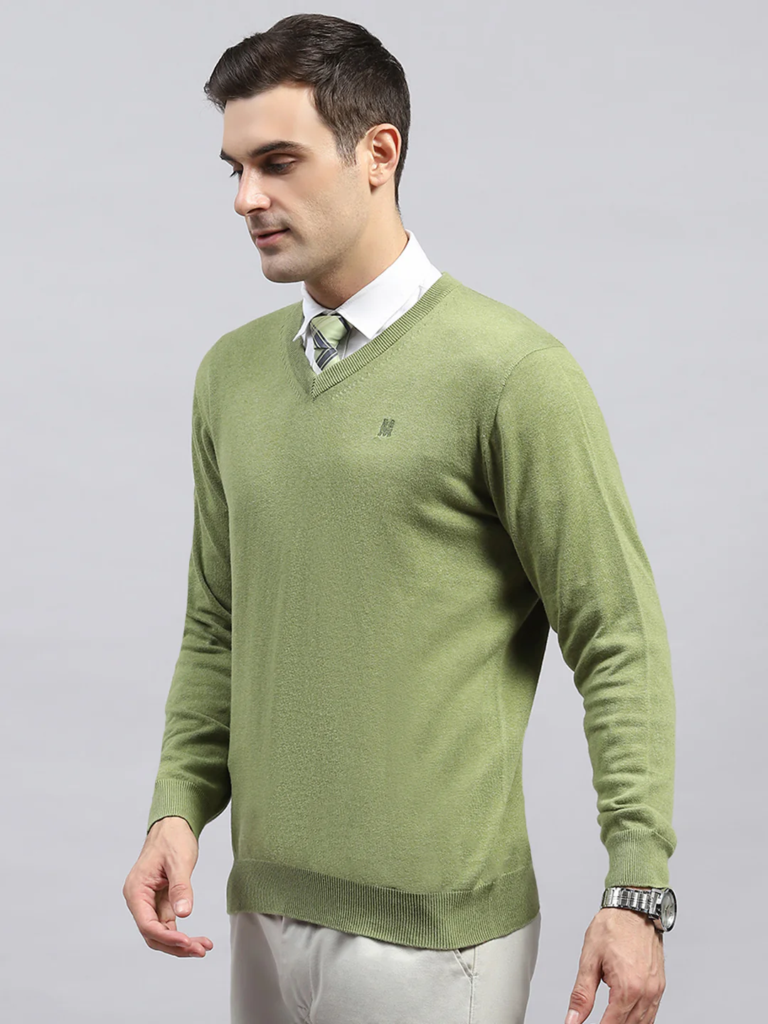 Men Green Solid V Neck Full Sleeve Pullover - Image 3