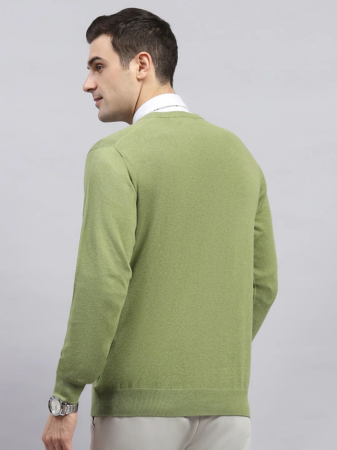 Men Green Solid V Neck Full Sleeve Pullover - Image 5