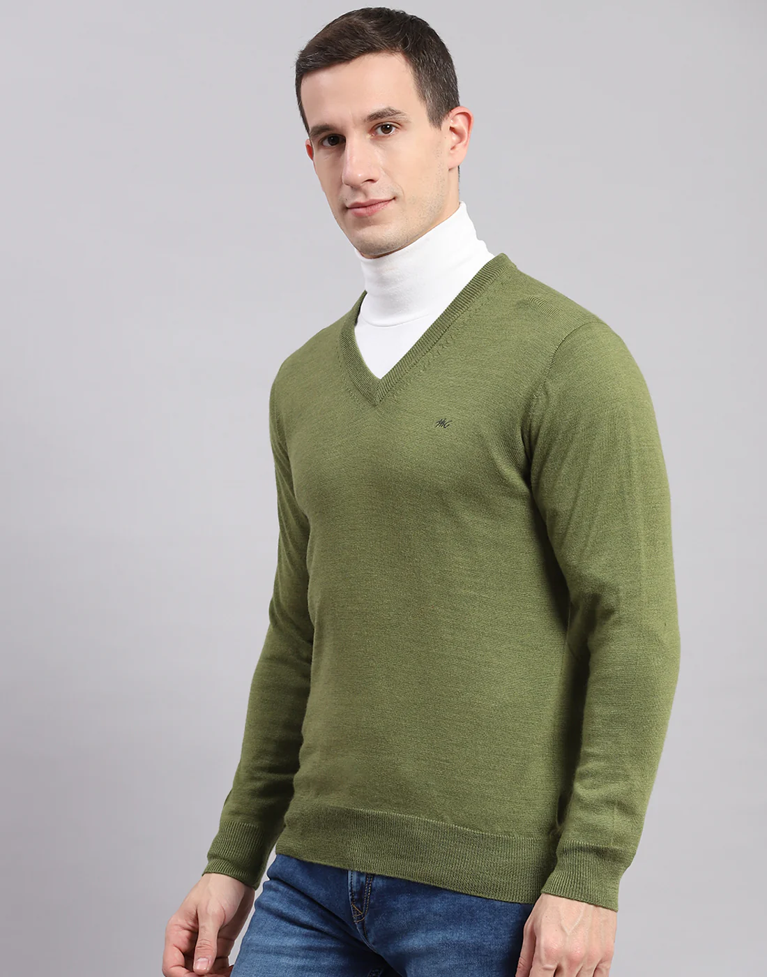 Men Green Solid V Neck Full Sleeve Sweaters/Pullovers - Image 4