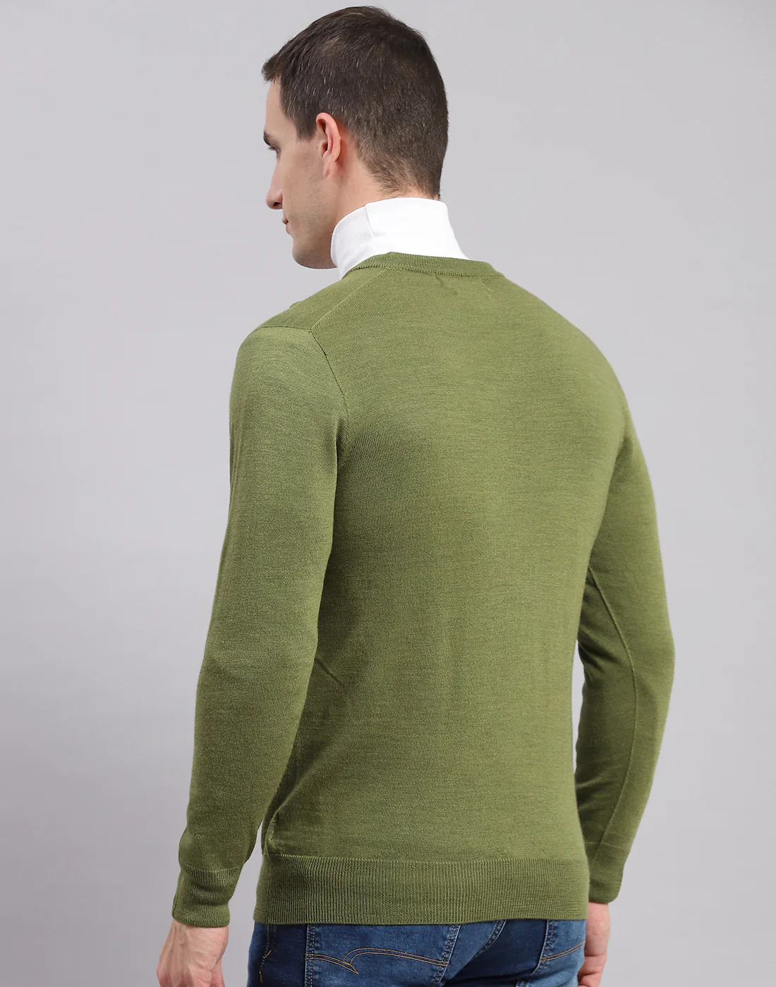 Men Green Solid V Neck Full Sleeve Sweaters/Pullovers - Image 6