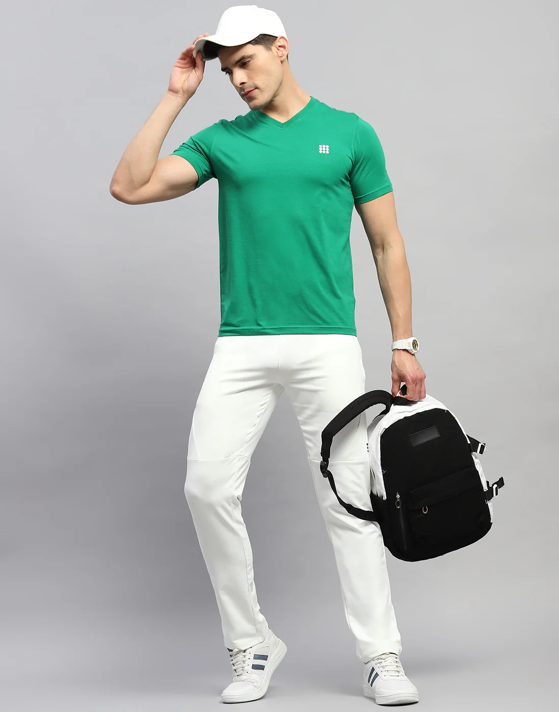 Rock.it Men Green Solid V Neck Half Sleeve T-Shirt - Image 3