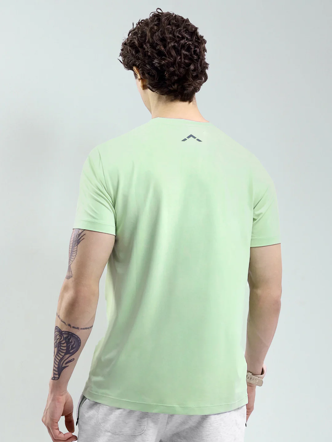 Rock.it Men Green Solid Round Neck Half Sleeve T-Shirt - Image 5