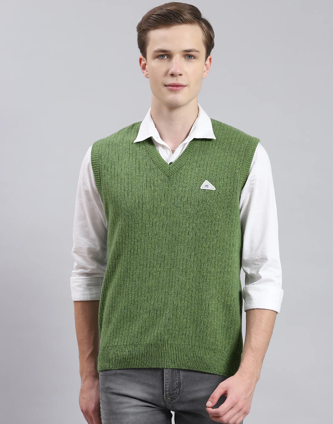 Men Green Solid V Neck Sleeveless Sweater - Image 2
