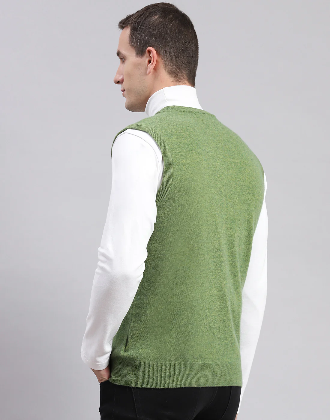 Men Green Solid V Neck Sleeveless Sweater - Image 6