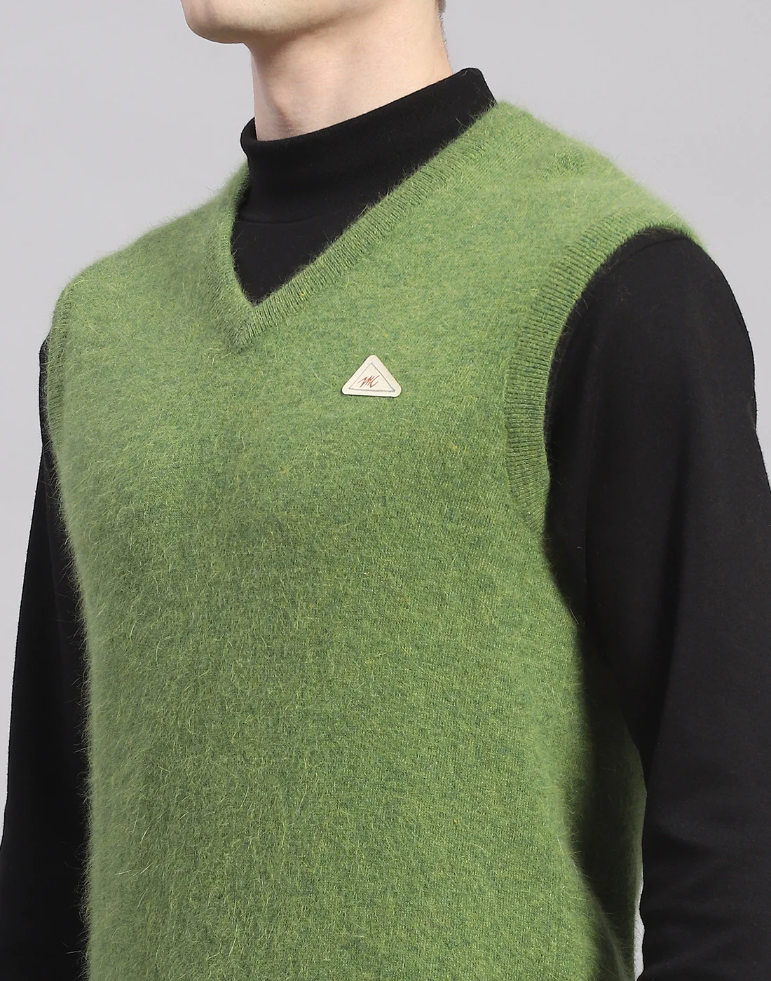 Men Green Solid V Neck Sleeveless Sweater - Image 6
