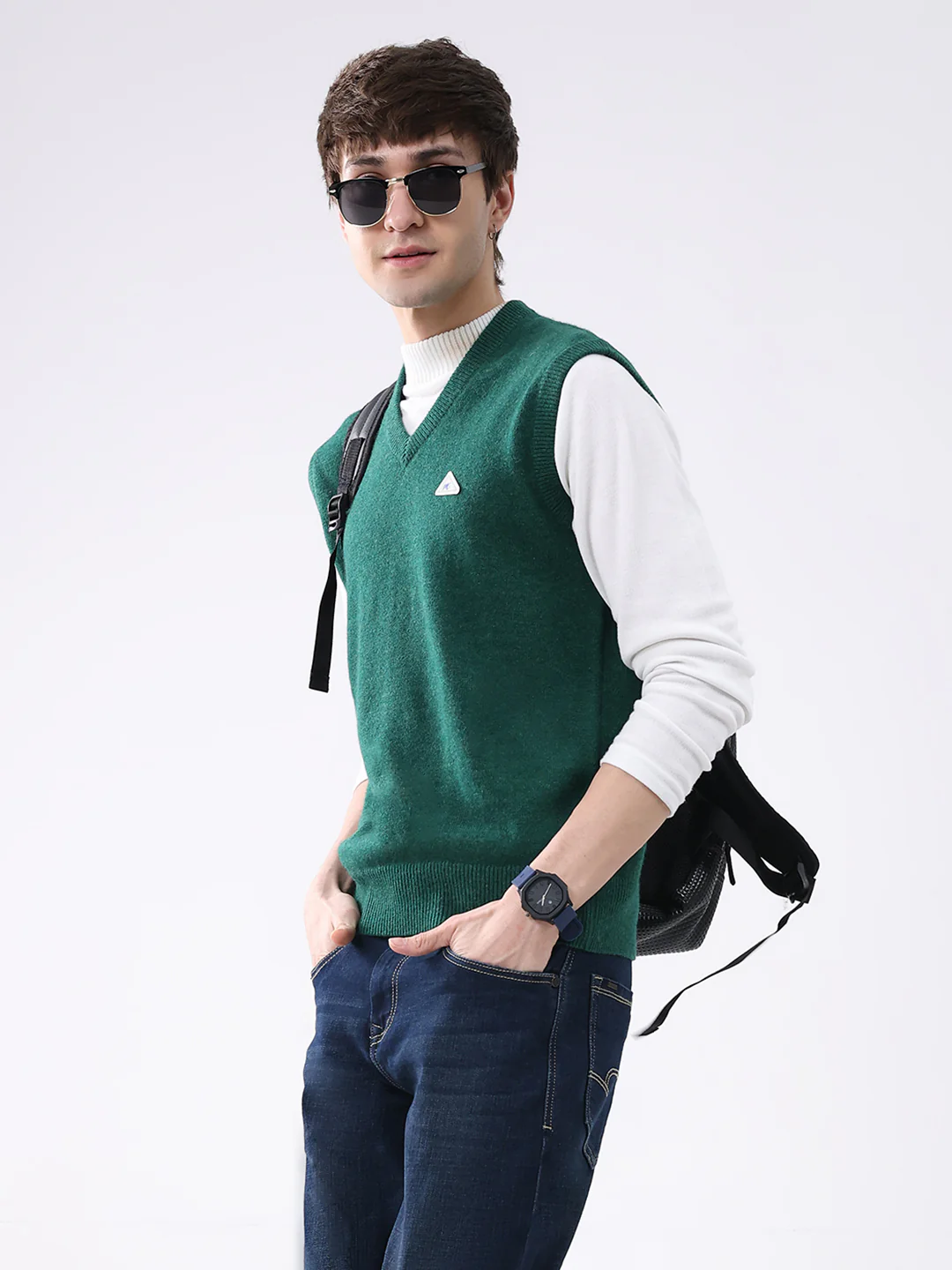 Men Green Solid V Neck Sleeveless Sweater - Image 6