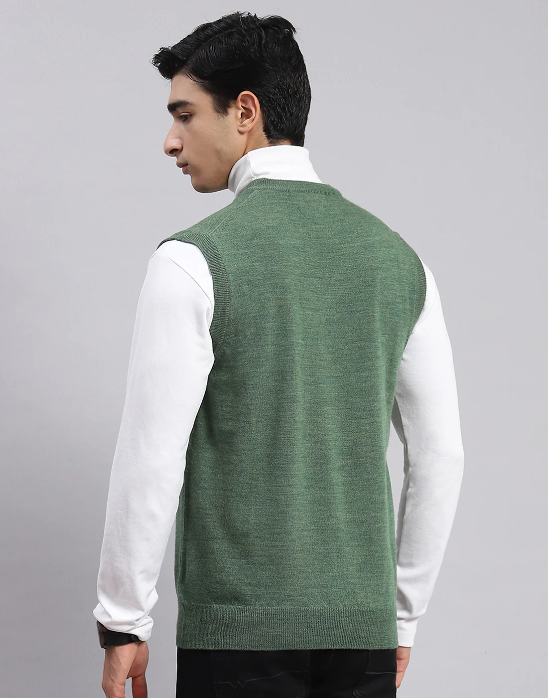 Men Green Solid V Neck Sleeveless Sweaters/Pullovers - Image 6