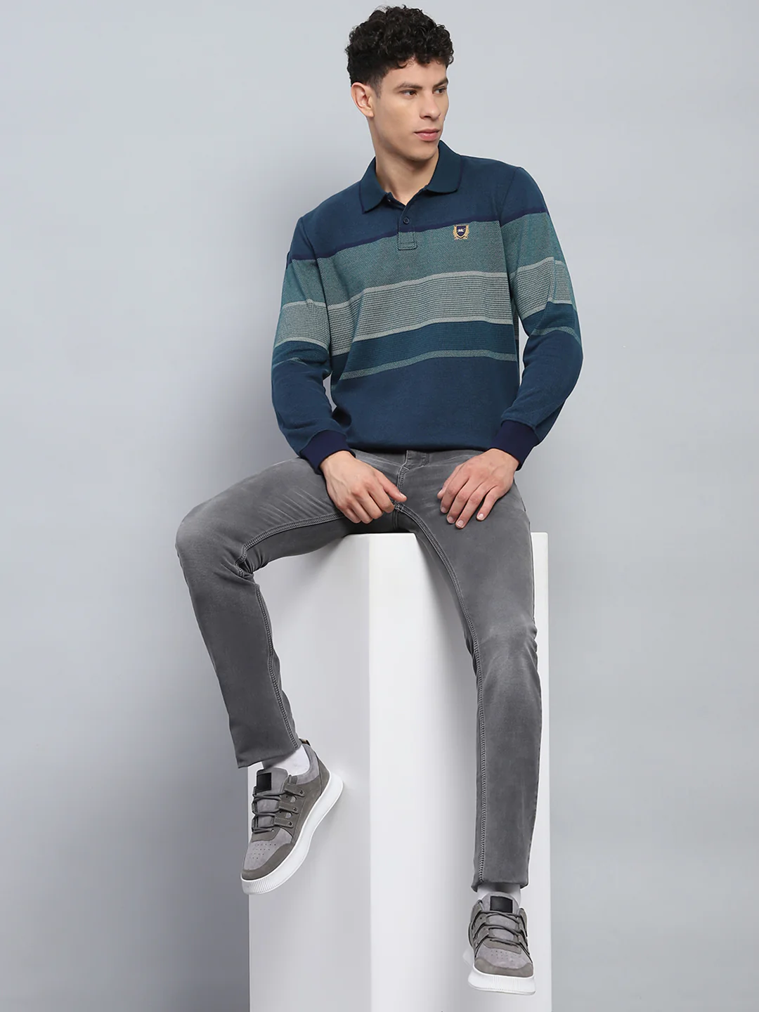 Men Green Stripe Collar Full Sleeve Winter T-Shirt - Image 2
