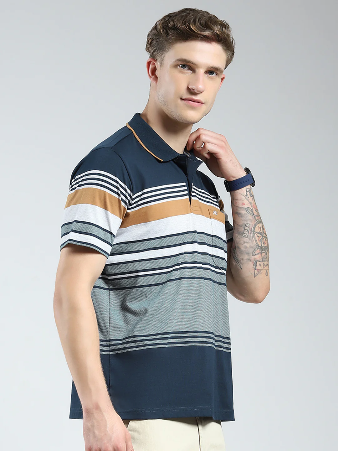 Men Green Stripe Collar Half Sleeve T-Shirt - Image 4