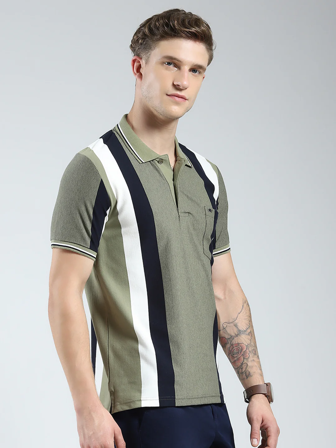 Men Green Stripe Collar Half Sleeve T-Shirt - Image 4