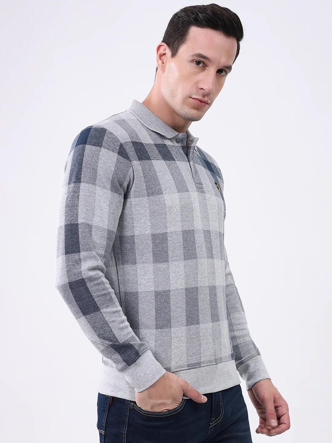 Men Grey Check Collar Full Sleeve Winter T-Shirt - Image 4