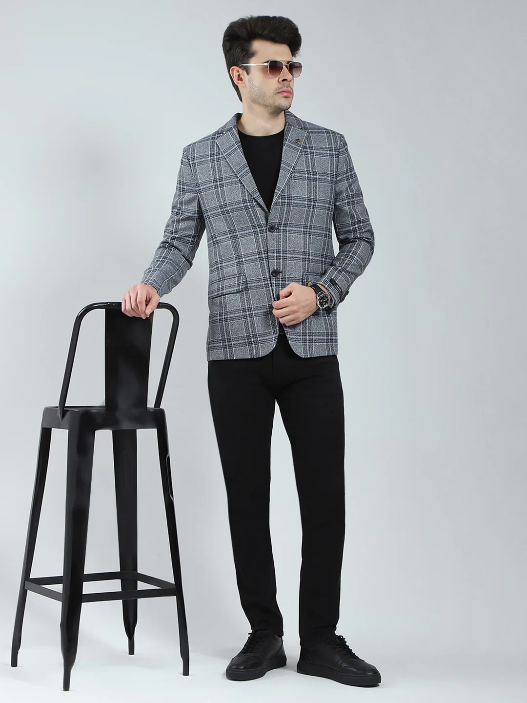 Men Grey Check Notch Lapel Collar Full Sleeve Blazer - Image 2