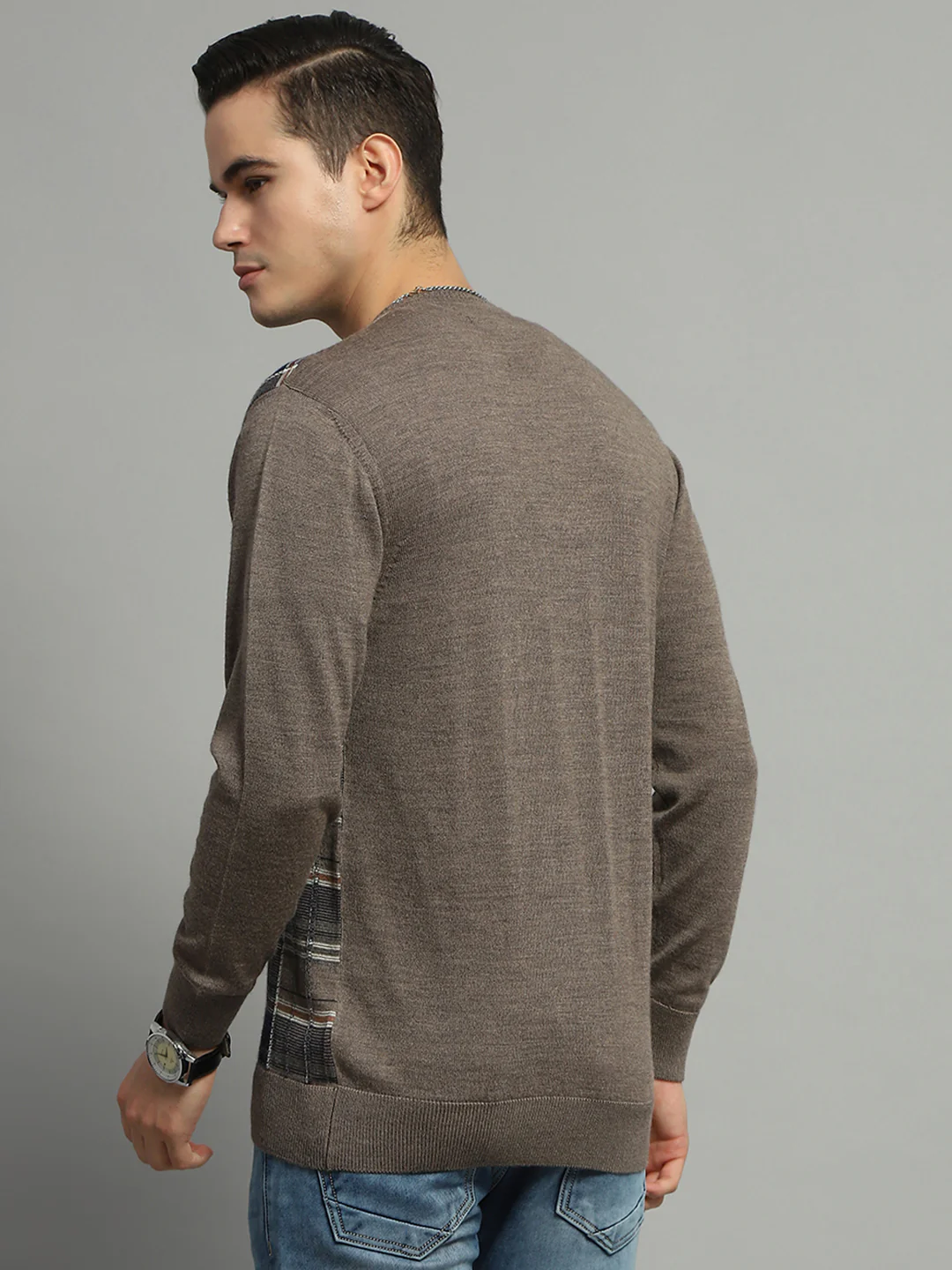 Luxuria Men Grey Check V Neck Full Sleeve Pullover - Image 5