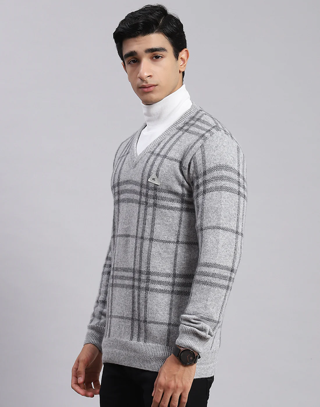 Men Grey Check V Neck Full Sleeve Sweaters/Pullovers - Image 4