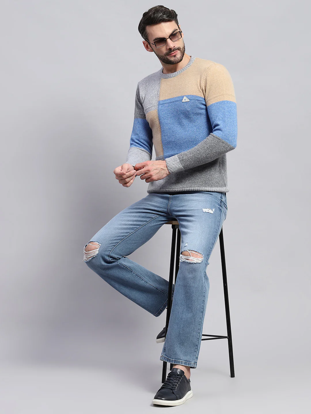 Men Grey Colourblocked Round Neck Full Sleeve Pullover - Image 2