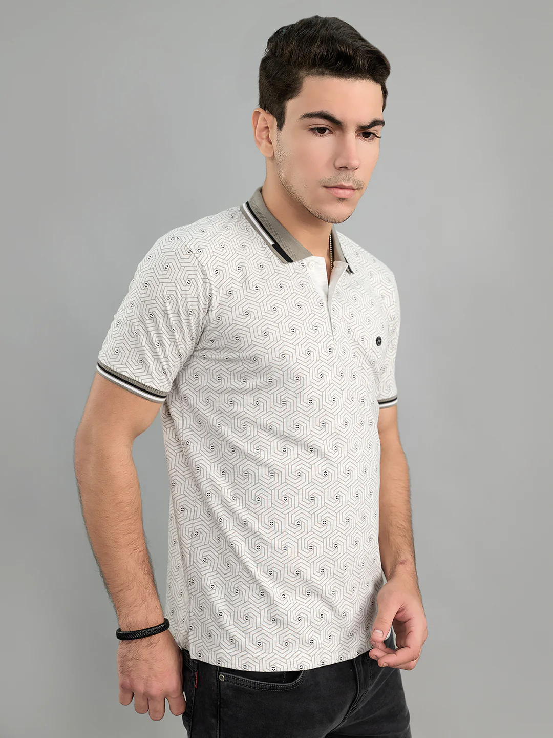 Men Grey Geometric Polo Collar Half Sleeve T-Shirt - Image 2