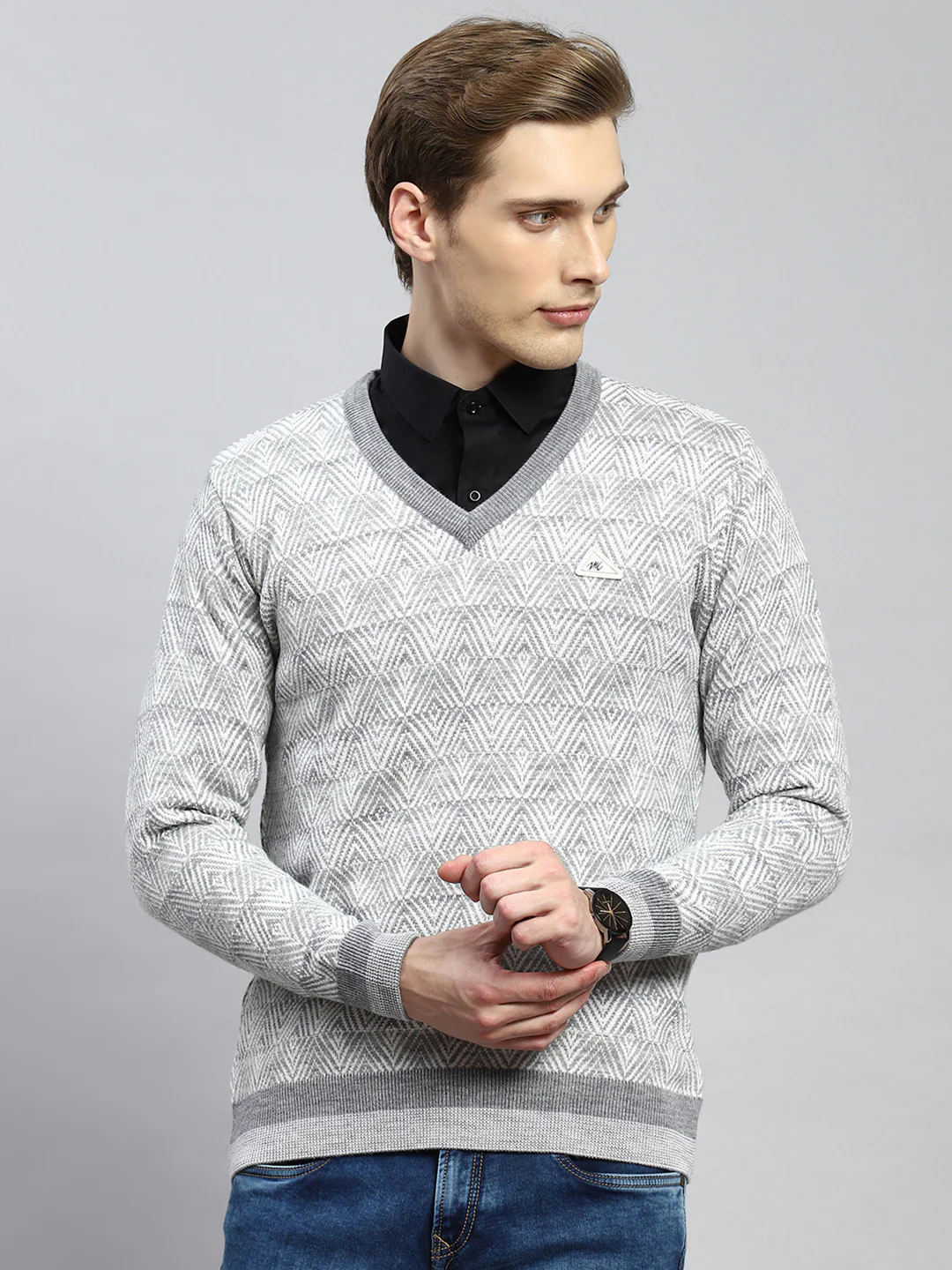Men Grey Jaquard Pullover - Image 2