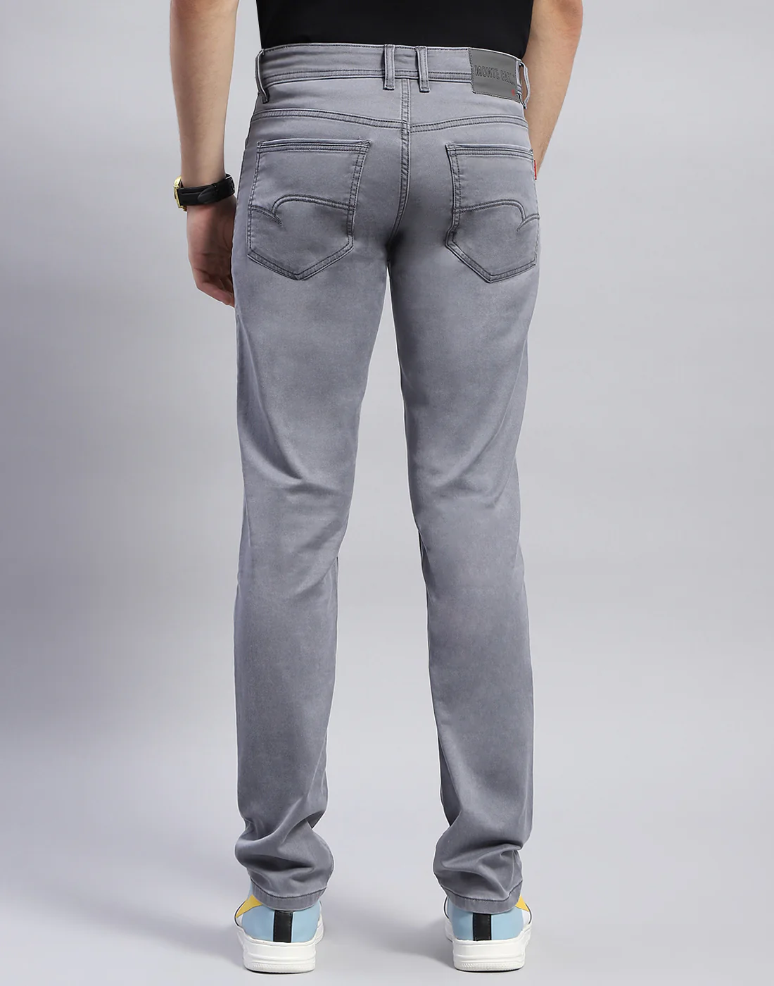 Men Grey Light Wash Narrow Fit Denim - Image 5