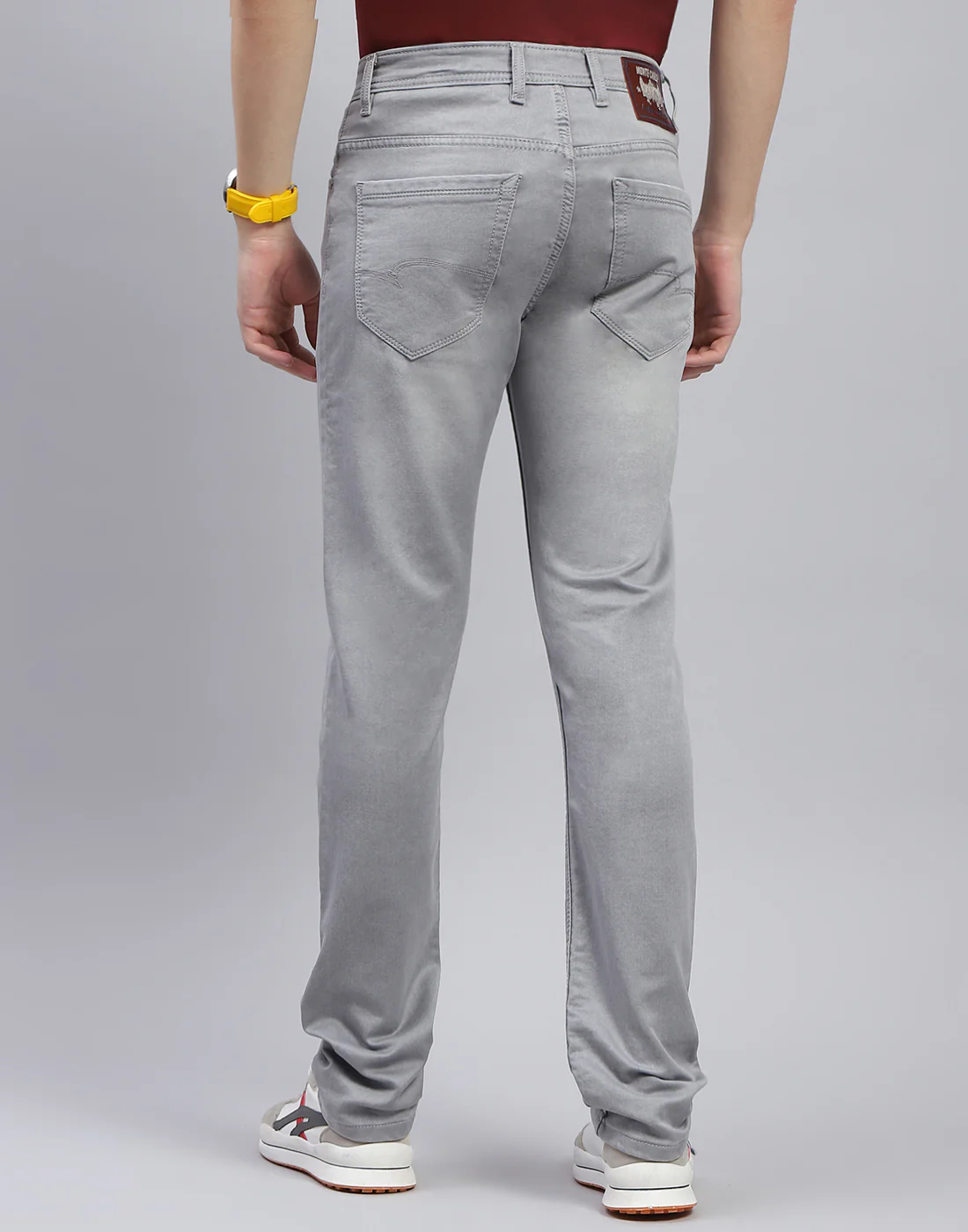 Men Grey Light Wash Narrow Fit Denim - Image 5