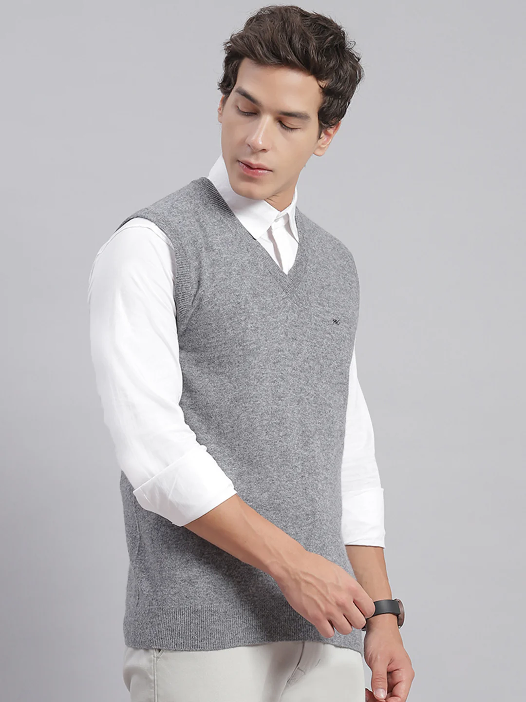 Men Grey Melange Solid V Neck Sleeveless Sweaters/Pullovers - Image 5