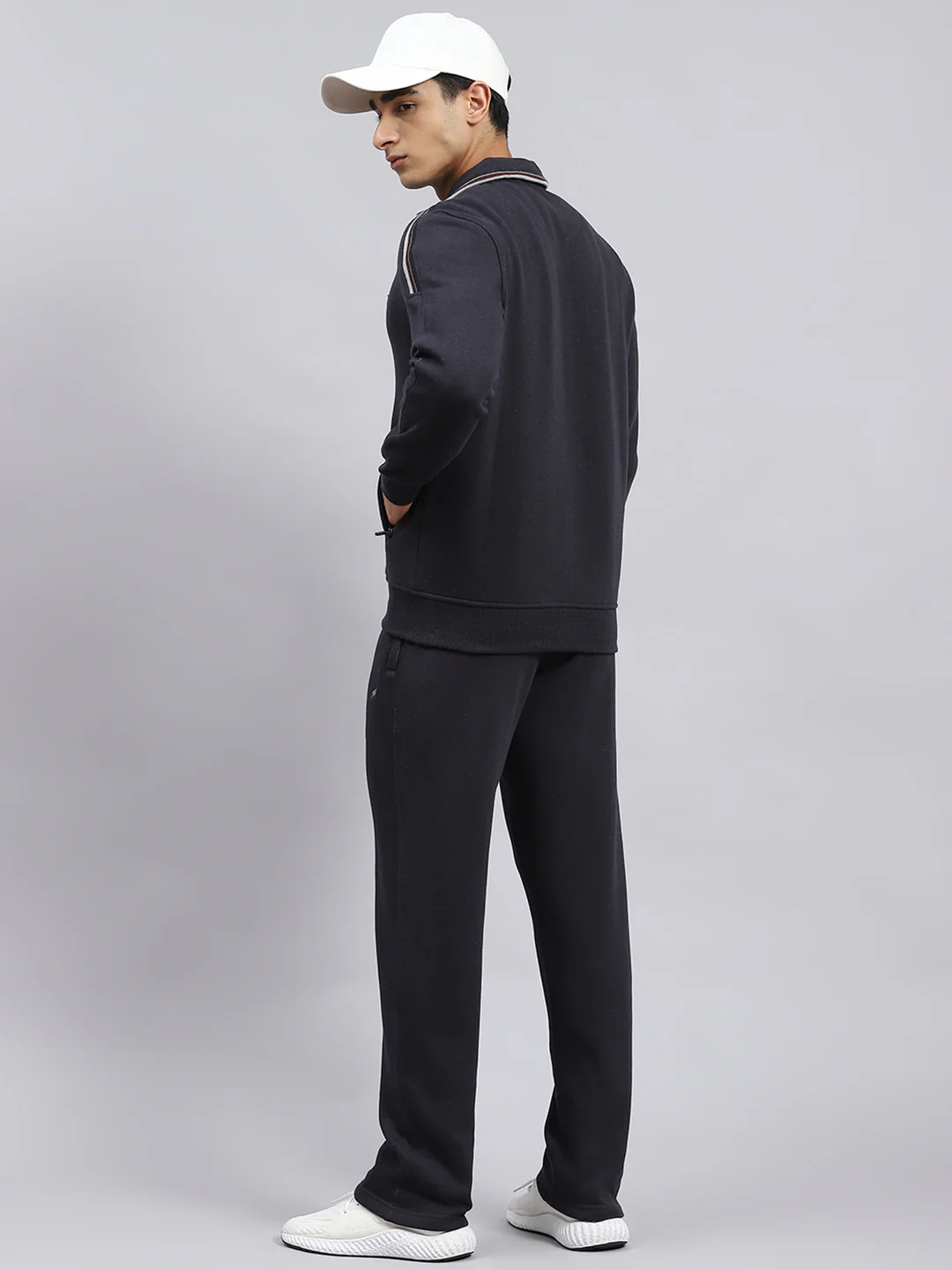 Men Grey Plain Tracksuit - Image 5