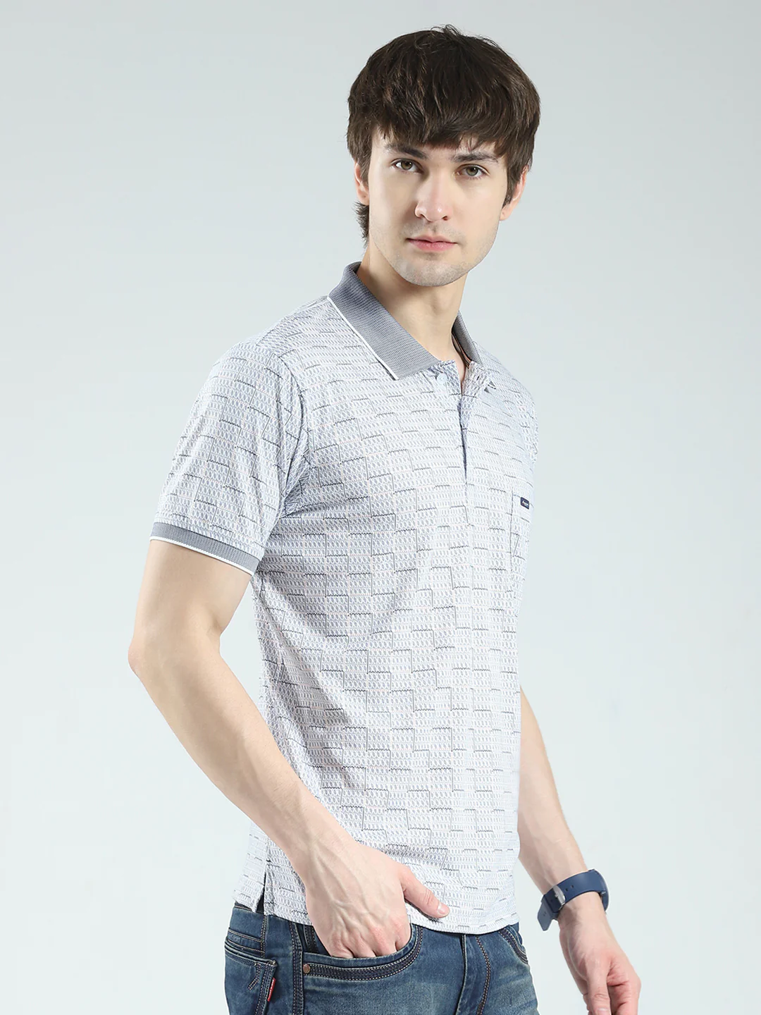 Men Grey Printed Collar Half Sleeve T-Shirt - Image 4
