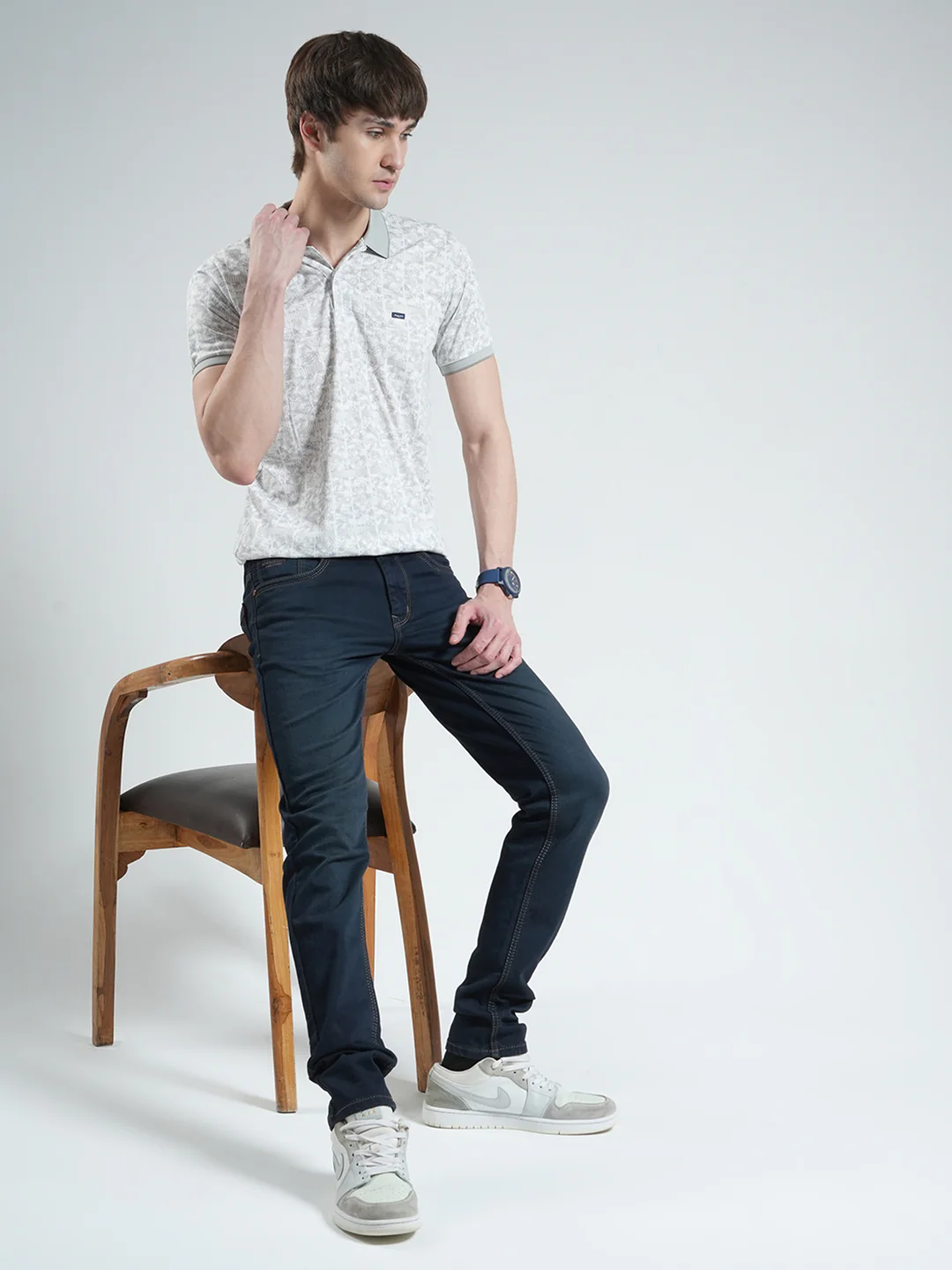 Men Grey Printed Collar Half Sleeve T-Shirt - Image 2