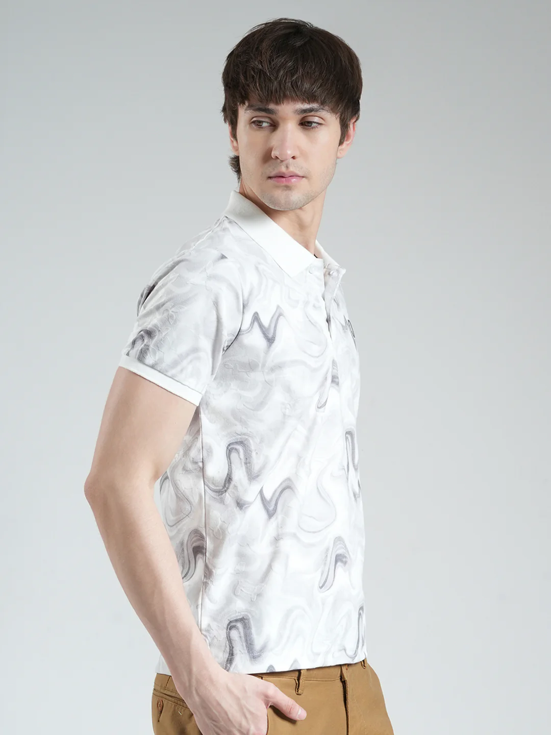 Men Grey Printed Collar Half Sleeve T-Shirt - Image 4