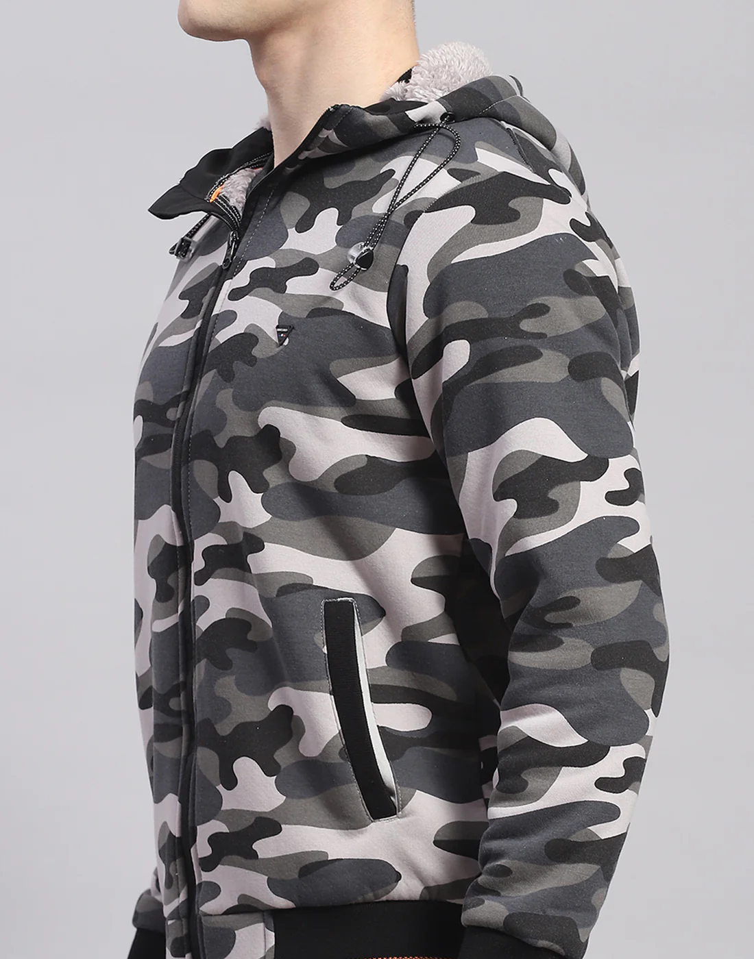 Men Grey Printed Hooded Full Sleeve Sweatshirt - Image 7