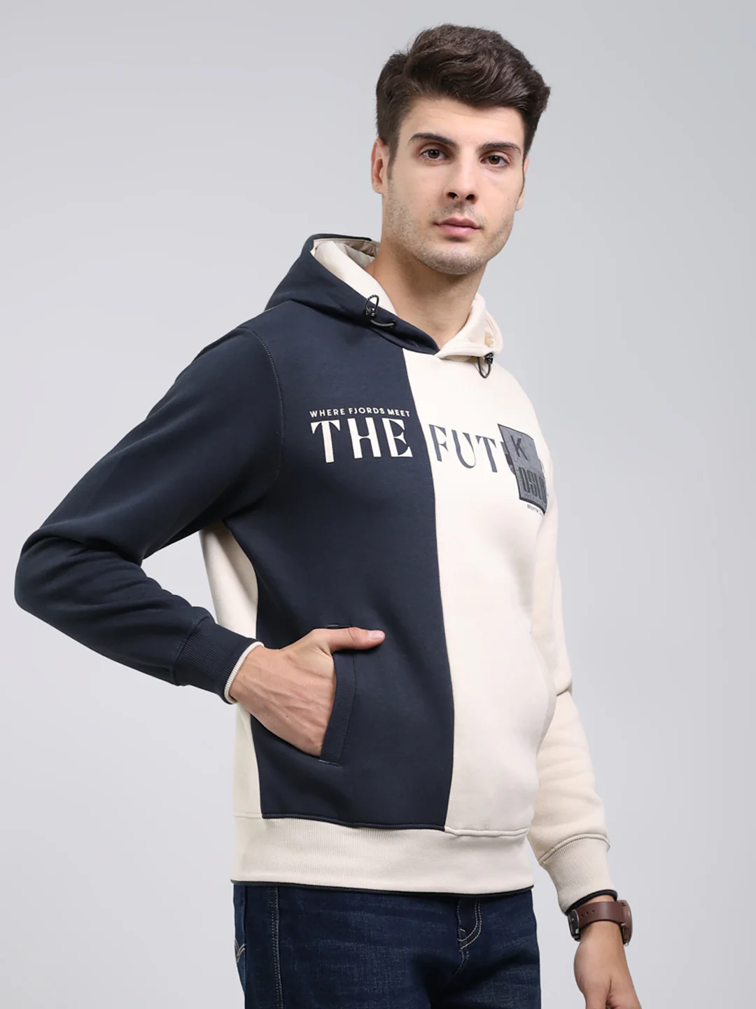 Men Grey Printed Hooded Full Sleeve Sweatshirt - Image 4