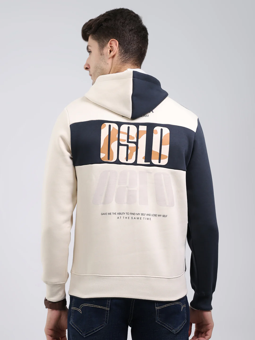 Men Grey Printed Hooded Full Sleeve Sweatshirt - Image 5