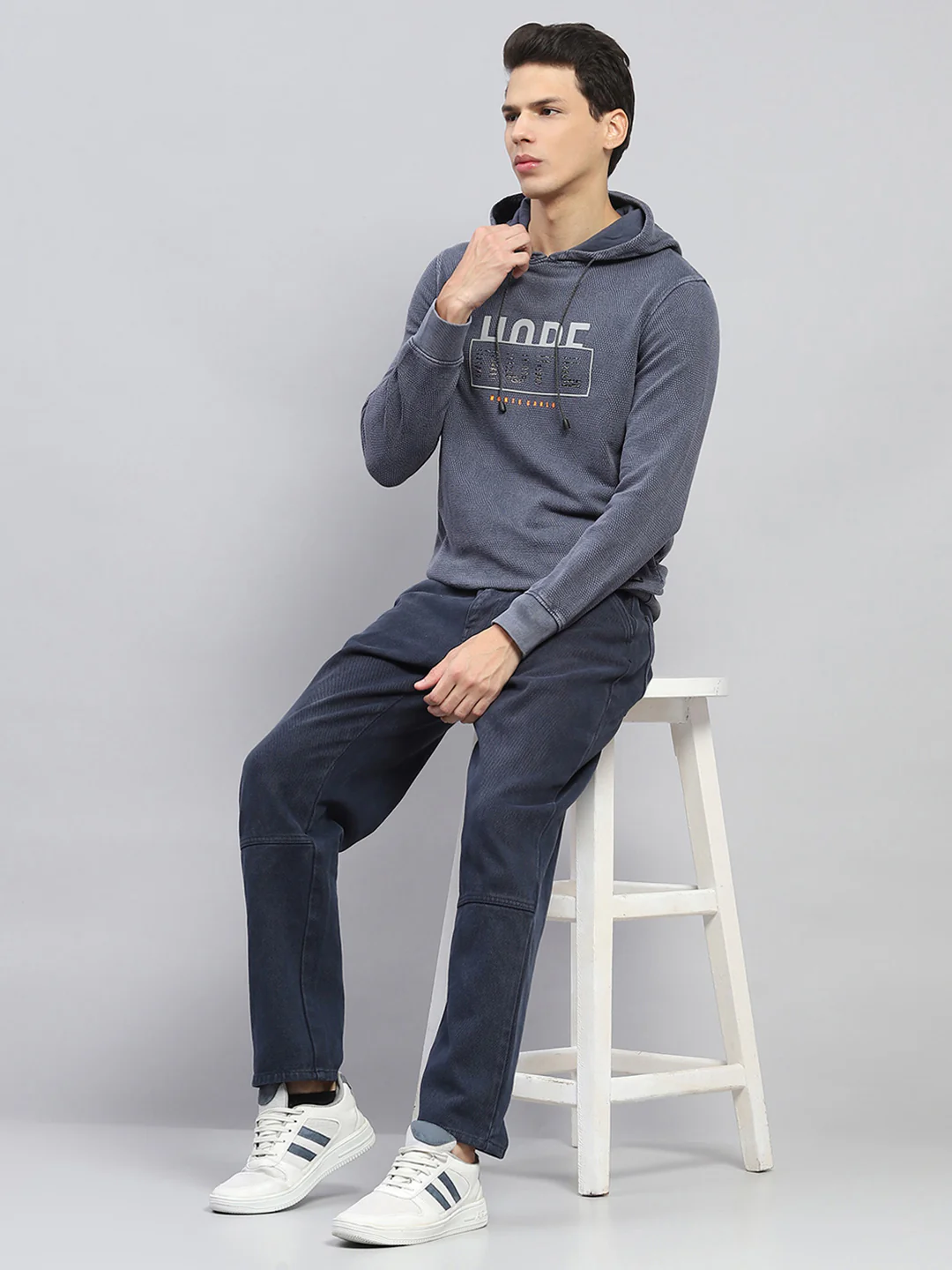 Men Grey Printed Hooded Full Sleeve Winter T-Shirt - Image 2