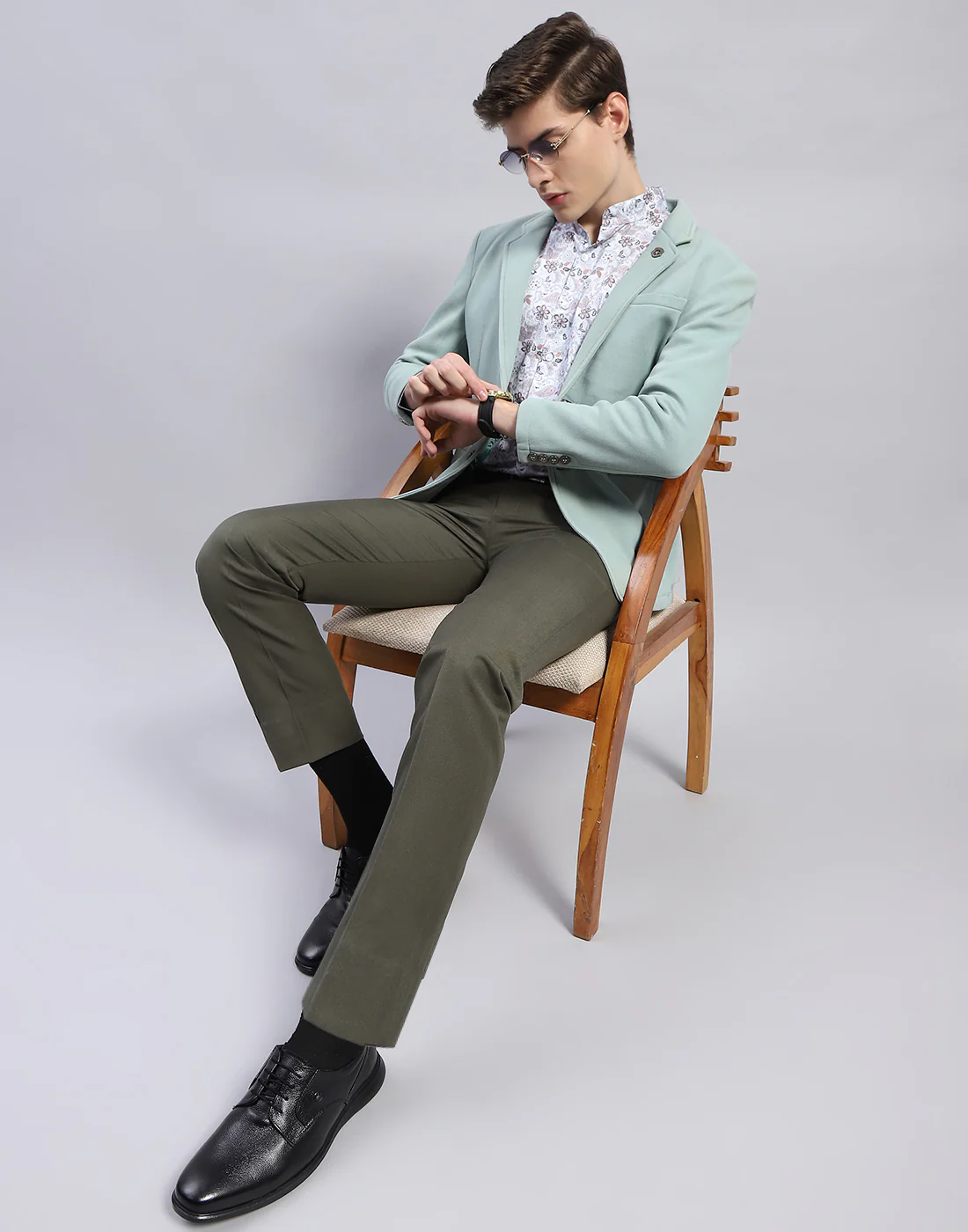 Men Grey Printed Mandarin Collar Full Sleeve Shirt - Image 3