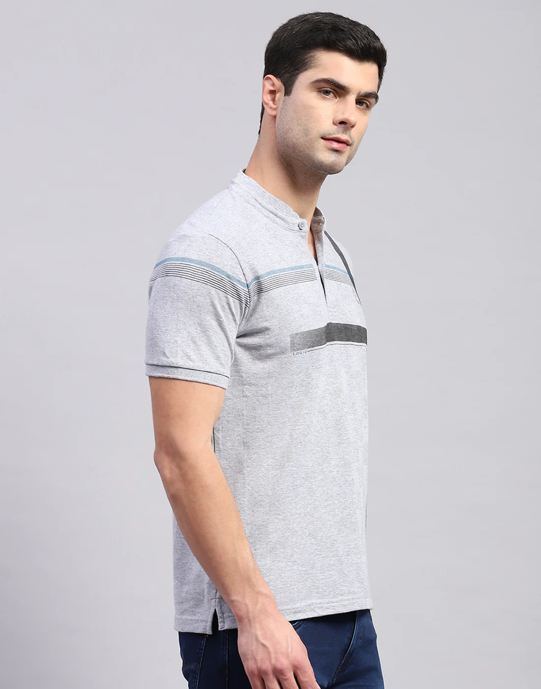 Men Grey Printed Mandarin Collar Half Sleeve T-Shirt - Image 4