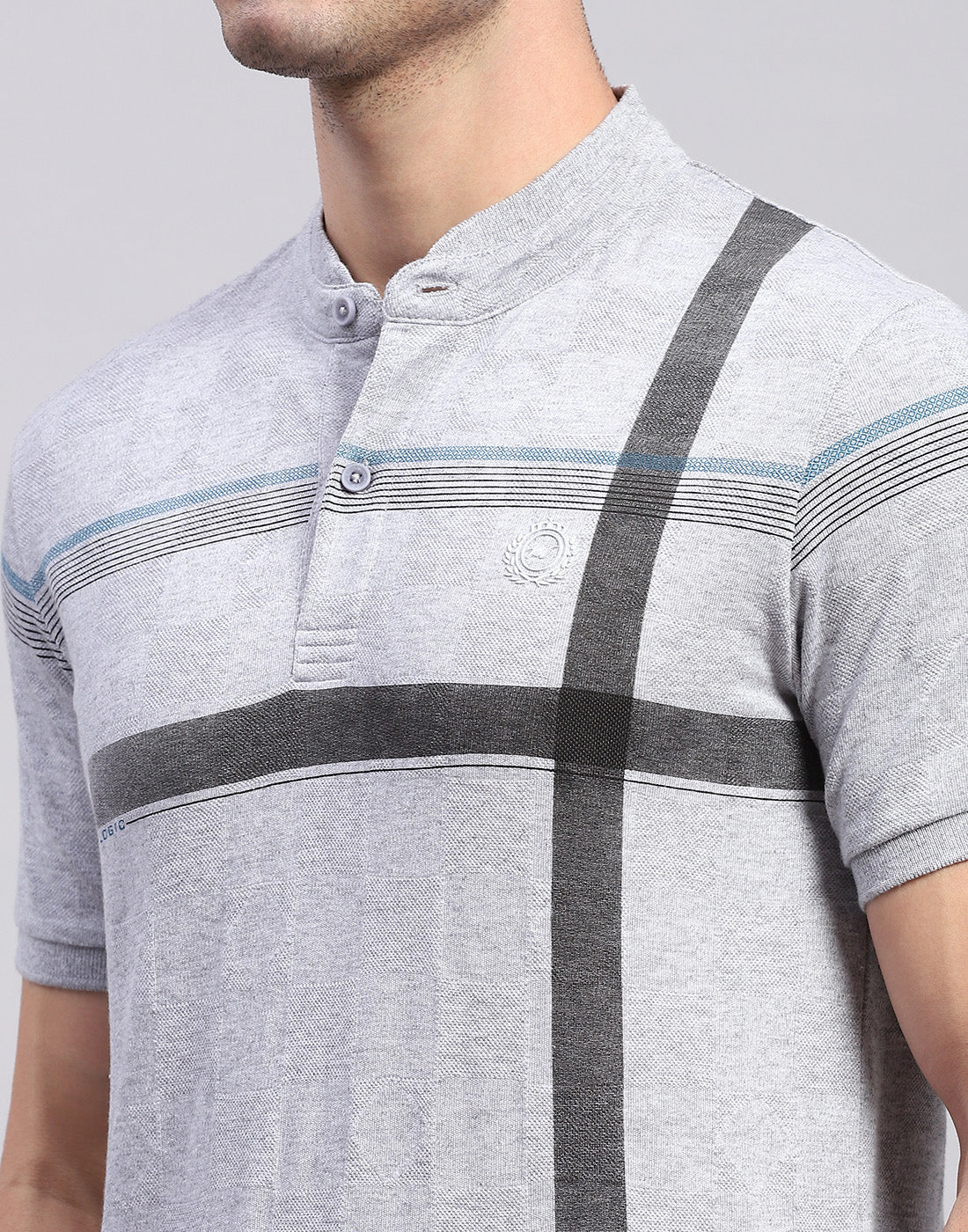 Men Grey Printed Mandarin Collar Half Sleeve T-Shirt - Image 6