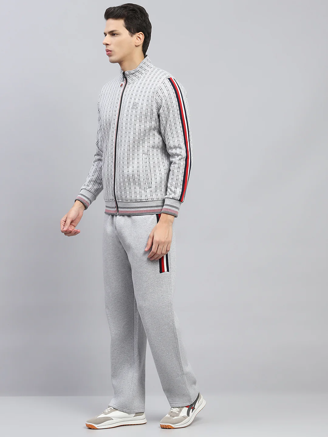 Men Grey Printed Mock Neck Full Sleeve Winter Tracksuit - Image 3