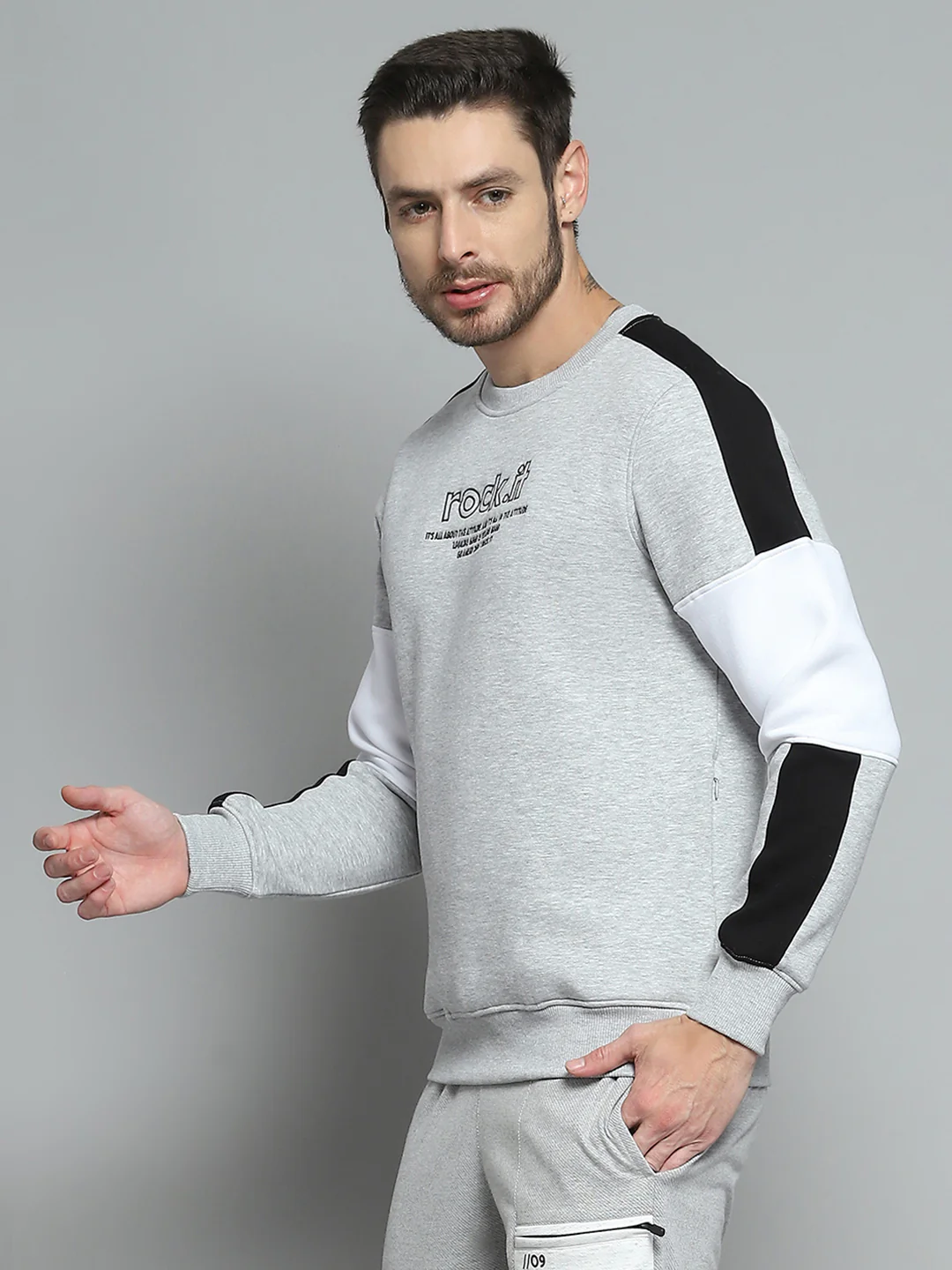 Rock.it Men Grey Printed Round Neck Full Sleeve Sweatshirt - Image 3