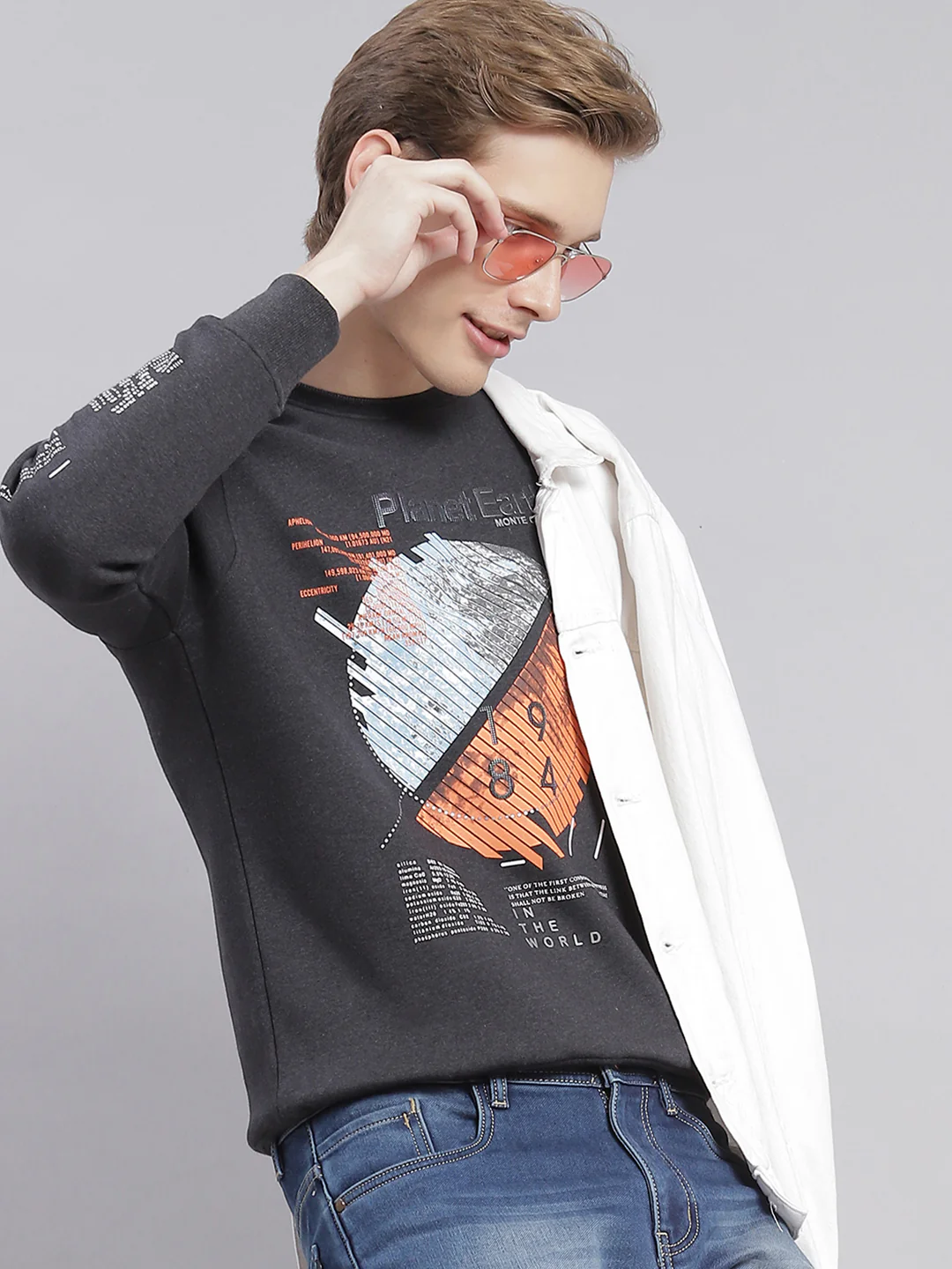 Men Grey Printed Round Neck Full Sleeve Sweatshirts - Image 2