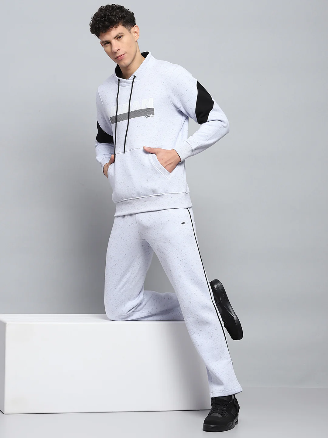 Men Grey Printed Round Neck Full Sleeve Winter Tracksuit - Image 2