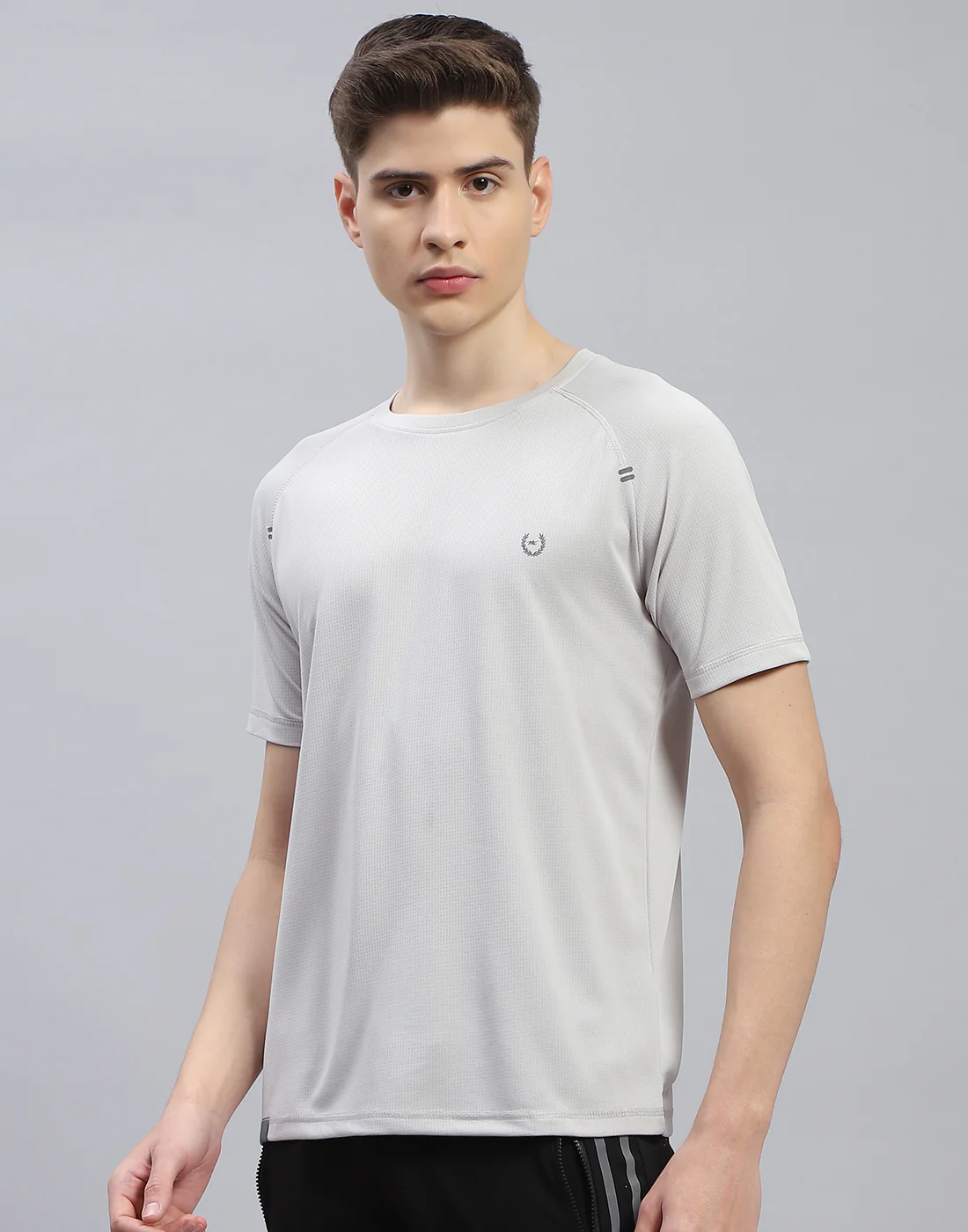 Men Grey Printed Round Neck Half Sleeve T-Shirt - Image 4
