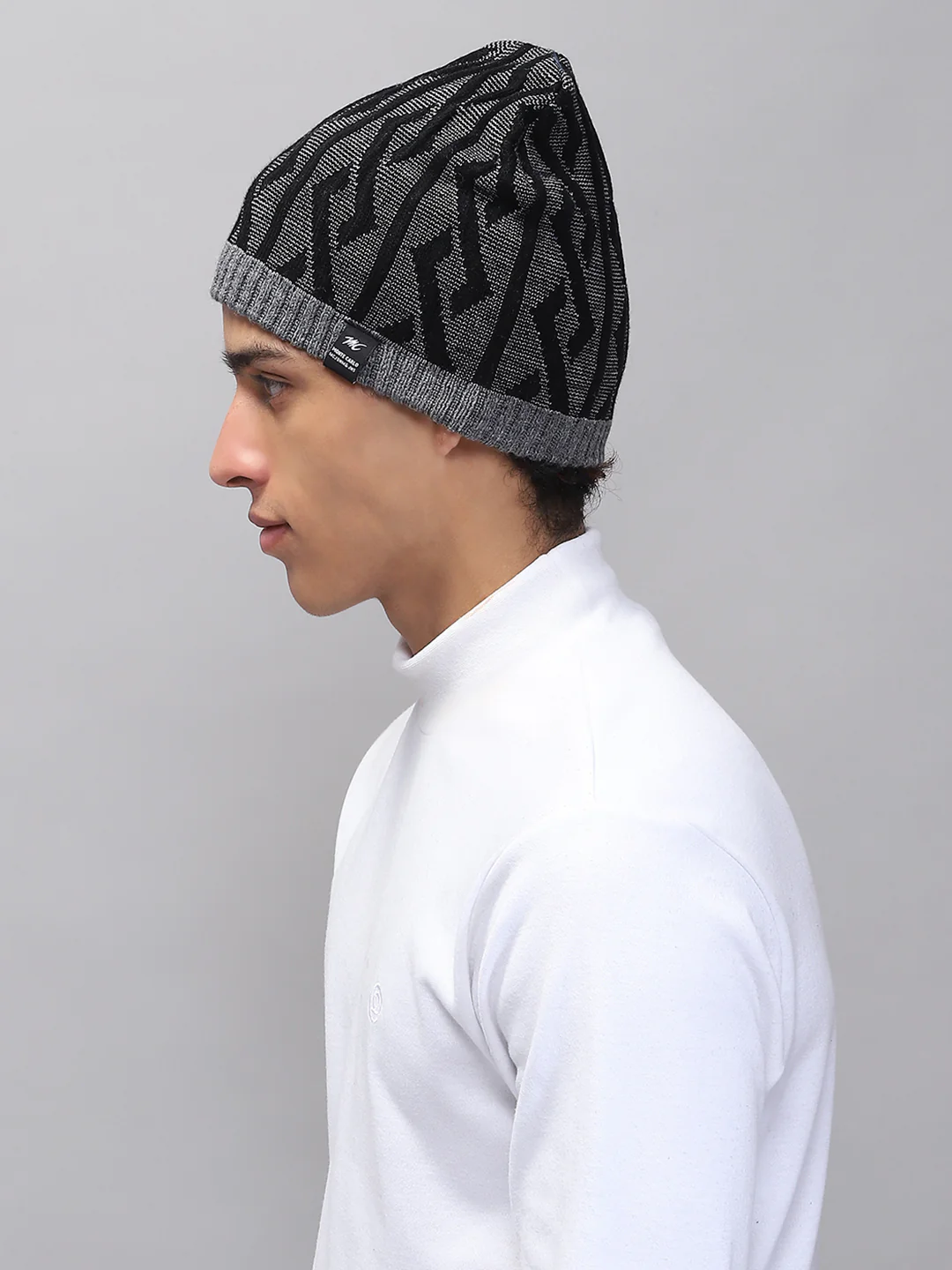 Men Grey Self Design Cap - Image 3