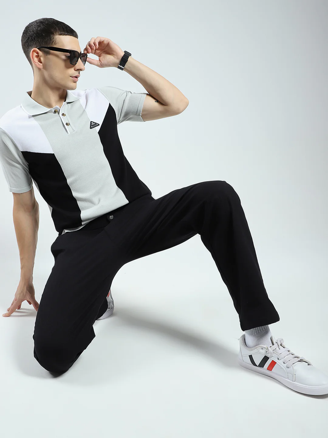 Rock.it Men Grey Self Design Collar Half Sleeve T-Shirt - Image 2