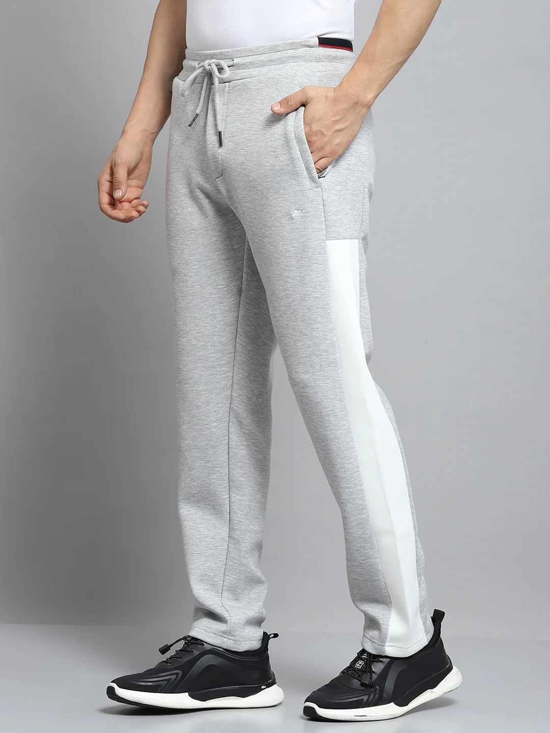 Men Grey Self Design Hooded Full Sleeve Winter Tracksuit - Image 8