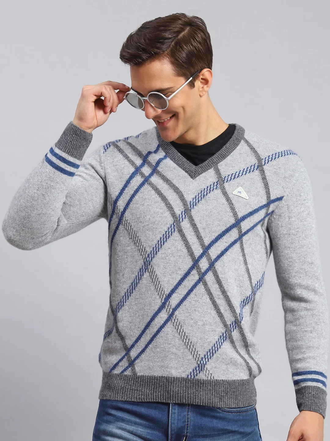 Men Grey Self Design Lamb wool Pullover - Image 2